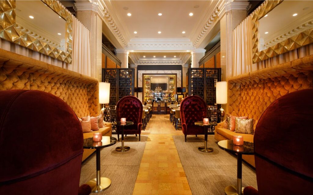 10-romantic-getaways-in-kansas-city-ambassador-hotel-kansas-city