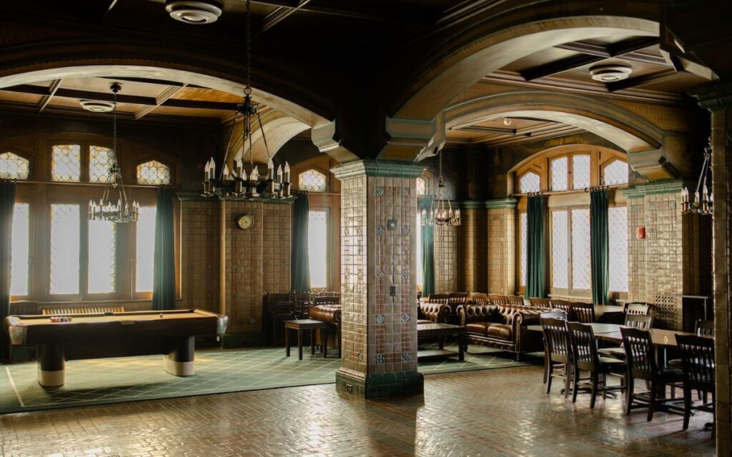 10-romantic-getaways-in-kansas-city-hotel-kansas-city