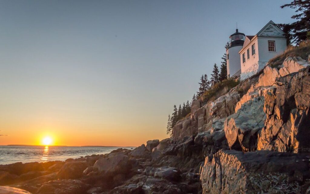 10-romantic-getaways-in-maine-new-england-acadia-national-park-and-bar-harbor