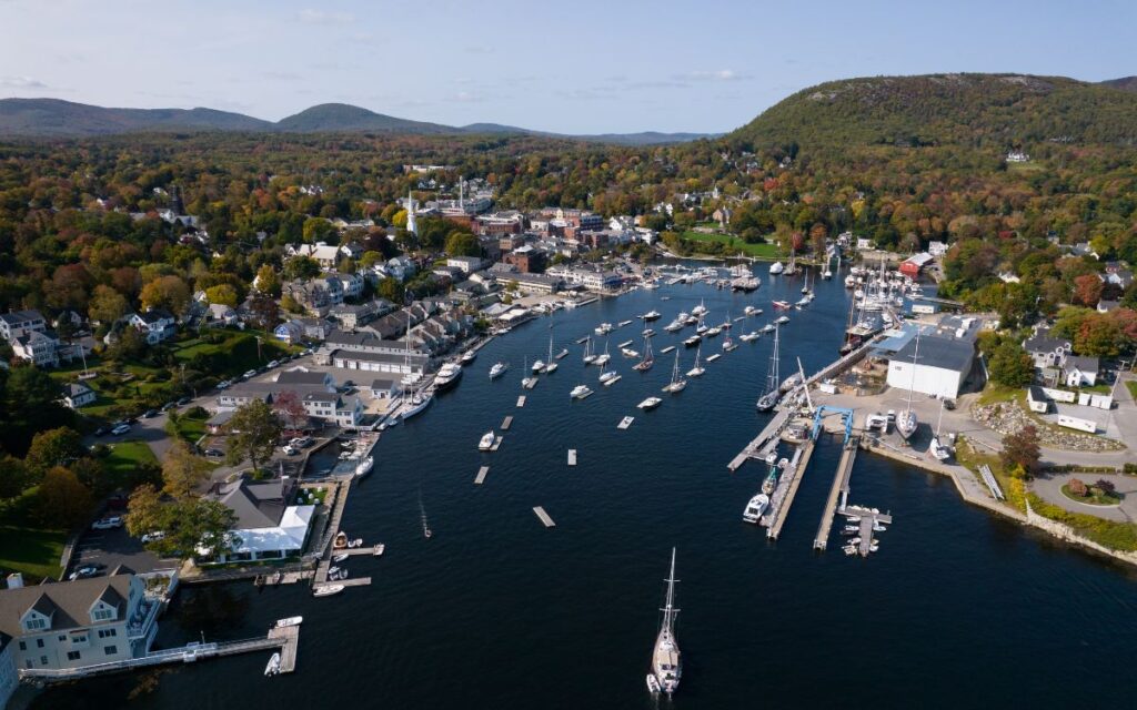 10-romantic-getaways-in-new-england-camden-maine