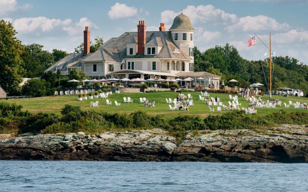 10-romantic-getaways-in-new-newport-rhode-island