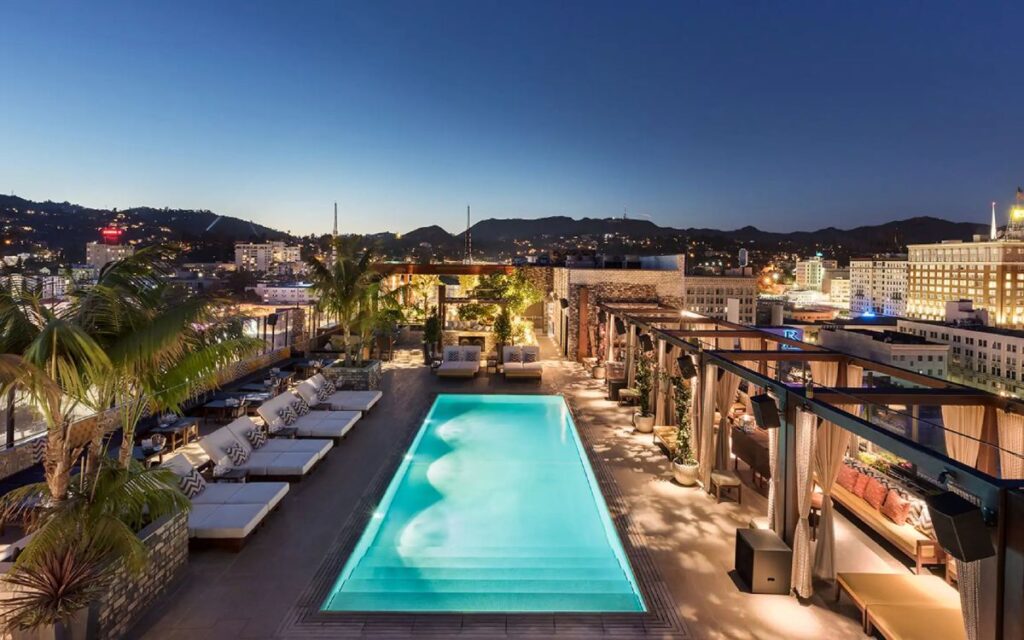 10-romantic-hotels-in-los-angeles-with-in-room-jacuzzi-suites-dream-hollywood