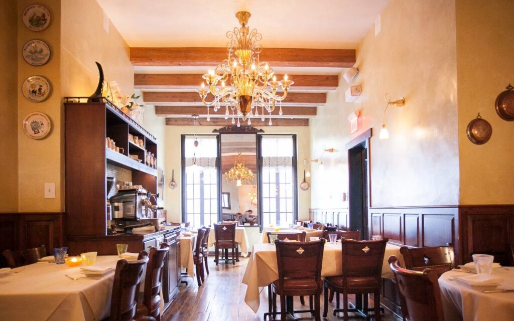 10-romantic-restaurants-in-philadelphia-vetri-cucina