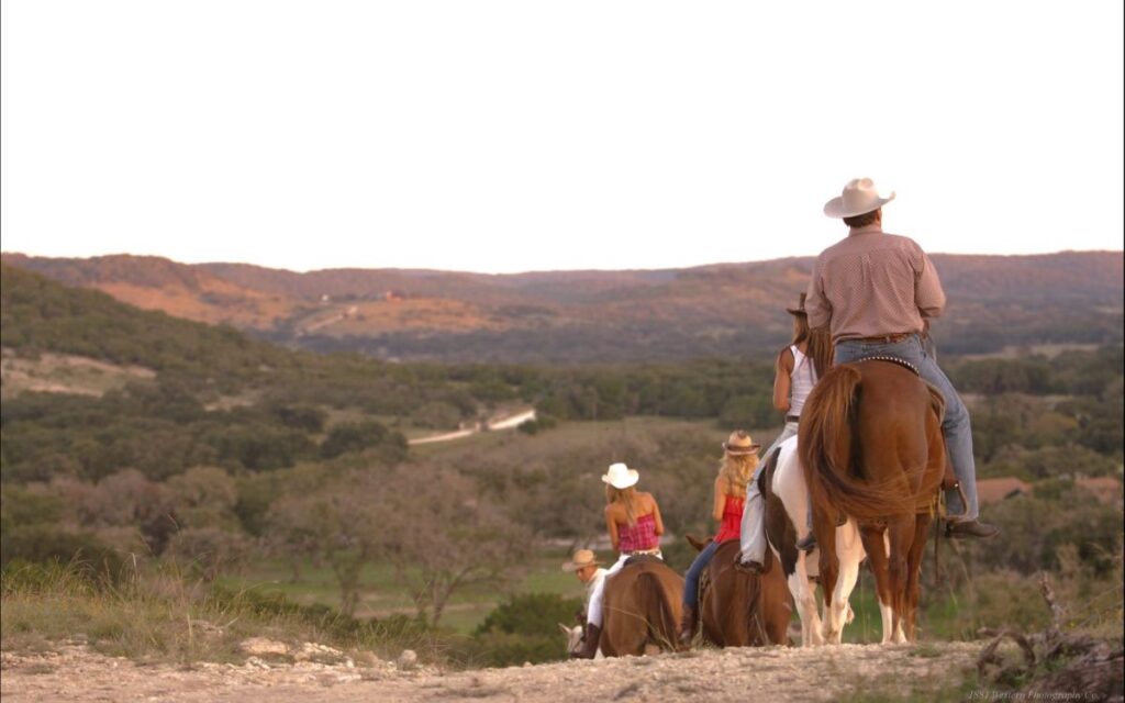 11-romantic-getaways-in-texas-hill-country-bandera-dude