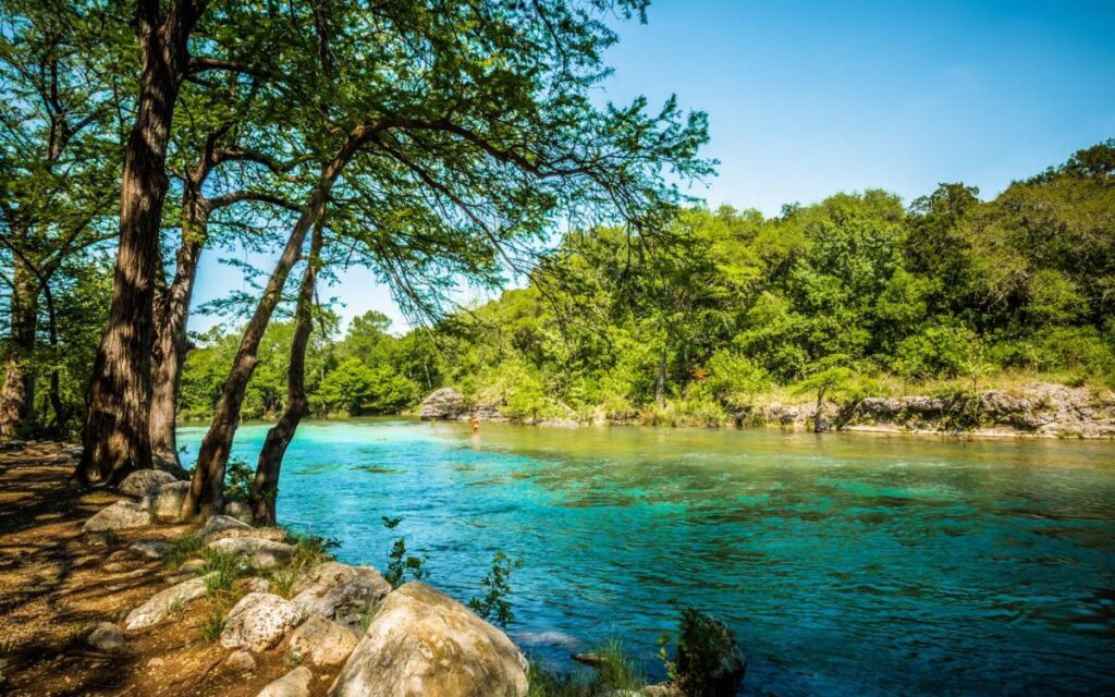 11-romantic-getaways-in-texas-hill-country-new-braunfels