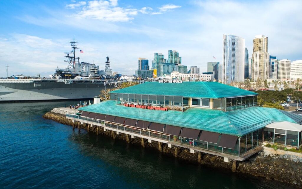 12-romantic-restaurants-in-san-diego-top-of-the-market