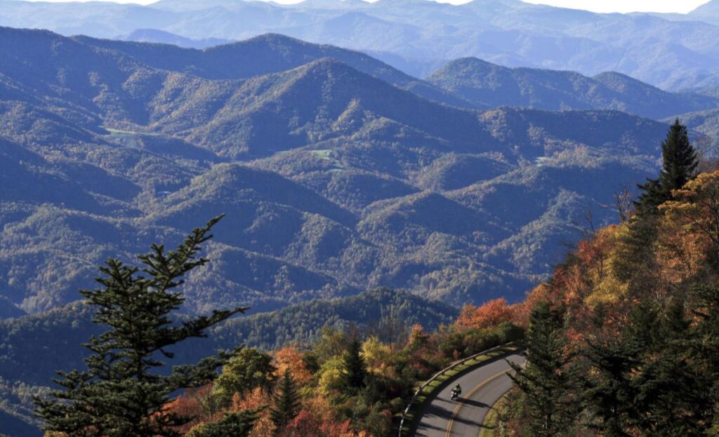 affordable-romantic-getaways-in-usa-asheville-north-carolina-