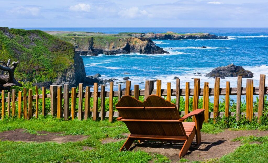 affordable-romantic-getaways-in-usa-mendocino-california