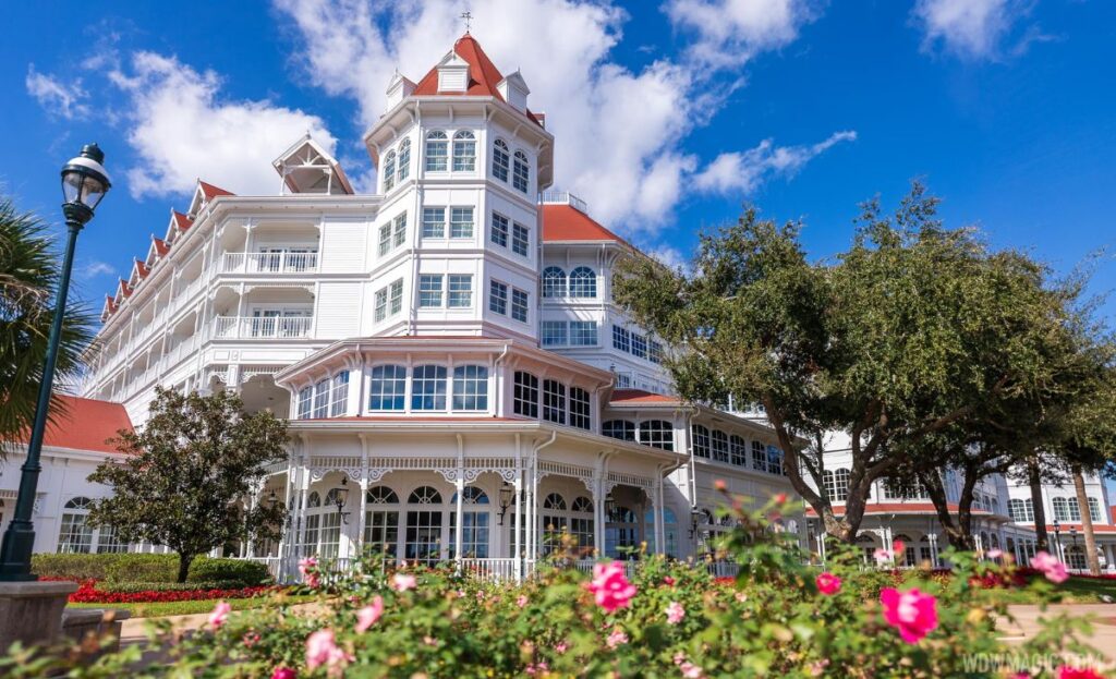 romantic-hotels-in-florida-disneys-grand-floridian-resort