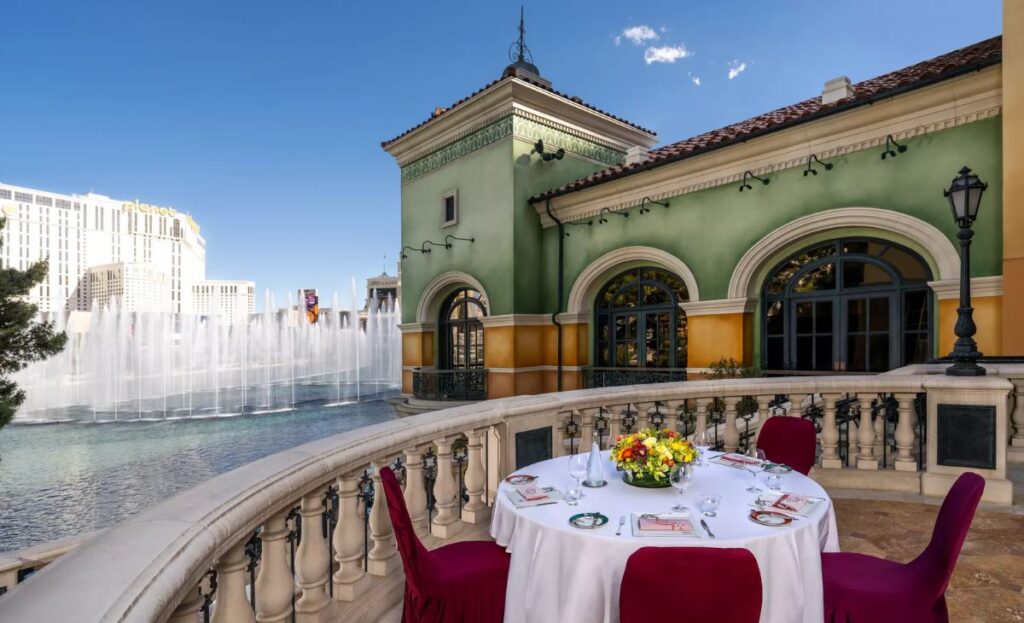 romantic-restaurants-in-las-vegas-le-cirque
