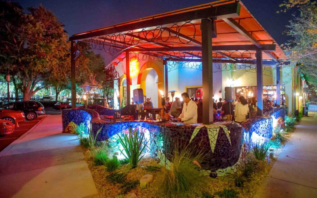 romantic-restaurants-in-orlando-sanctum-cafe