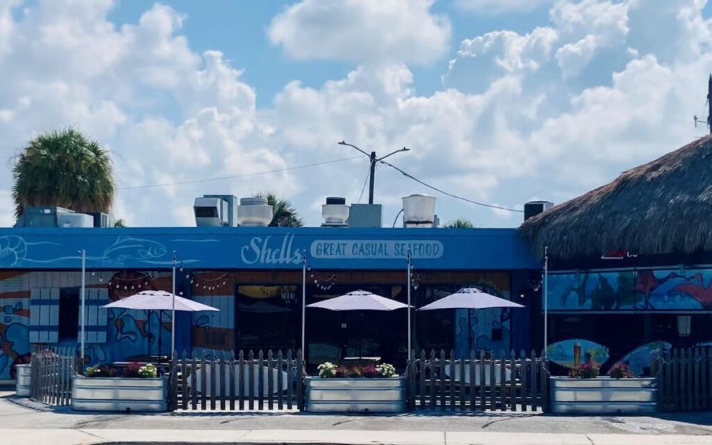 romantic-restaurants-in-orlando-shells-seafood-restaurant